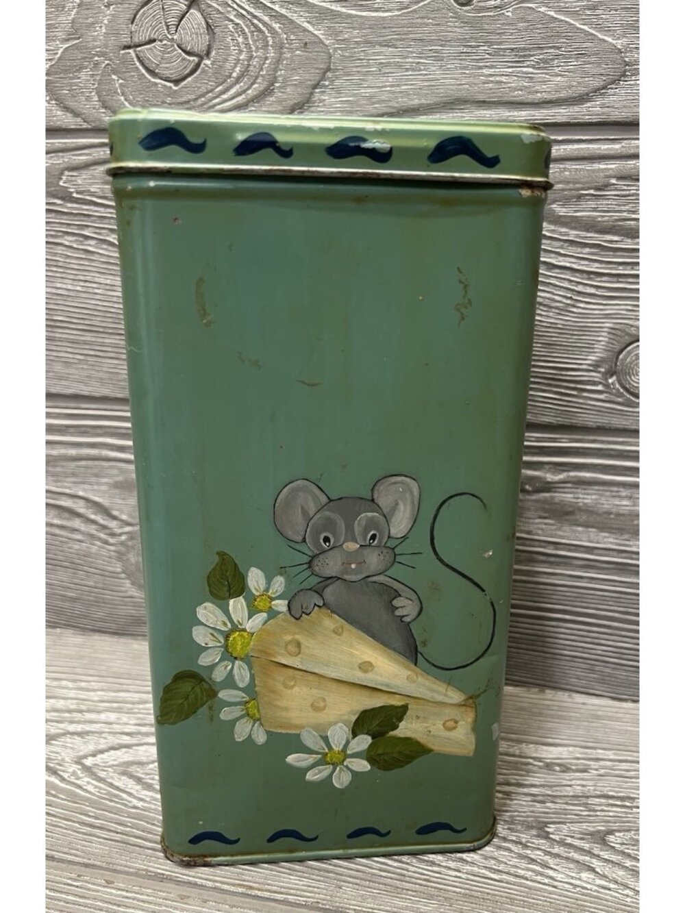 Vintage Hand Painted Metal Cracker Tin Country Mouse with Cheese 9” X 4.5”